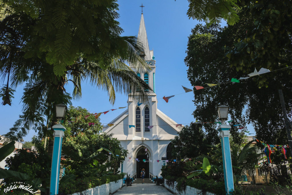 igreja na ilha de paquetá