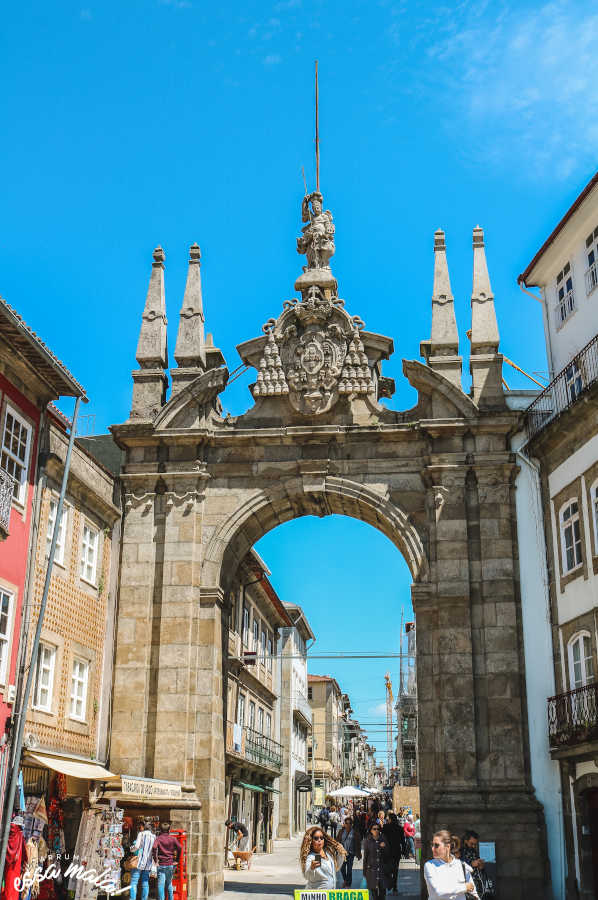 braga portugal arco da porta nova
