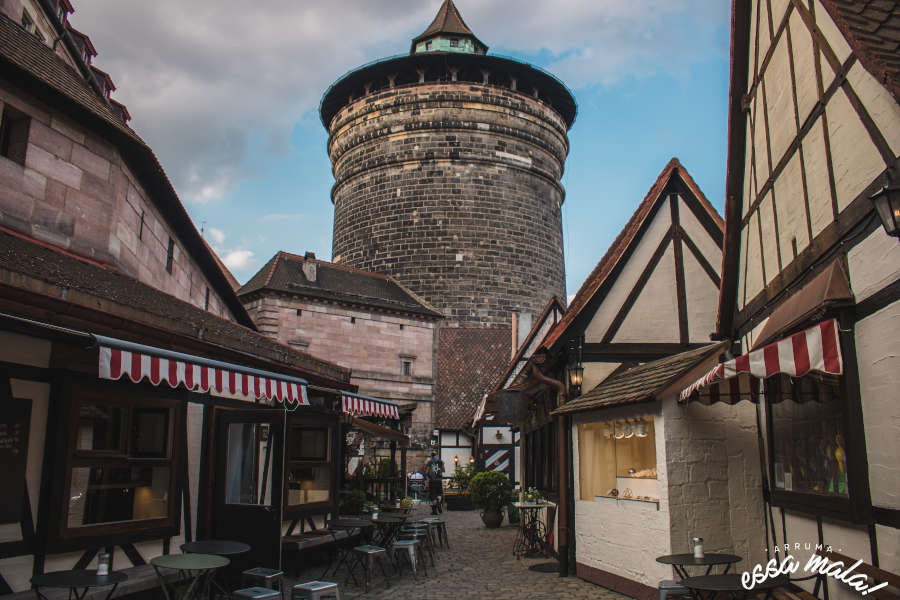 Frauentor torre medieval
